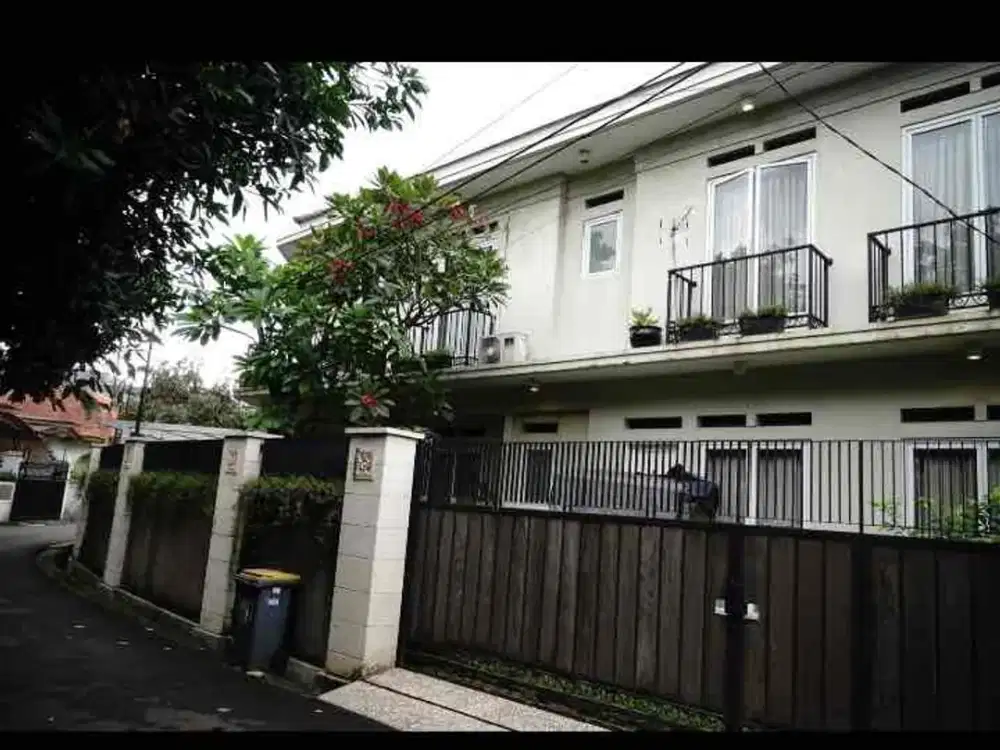 Rumah Bagus di Tanah Kusir Jakarta Selatan