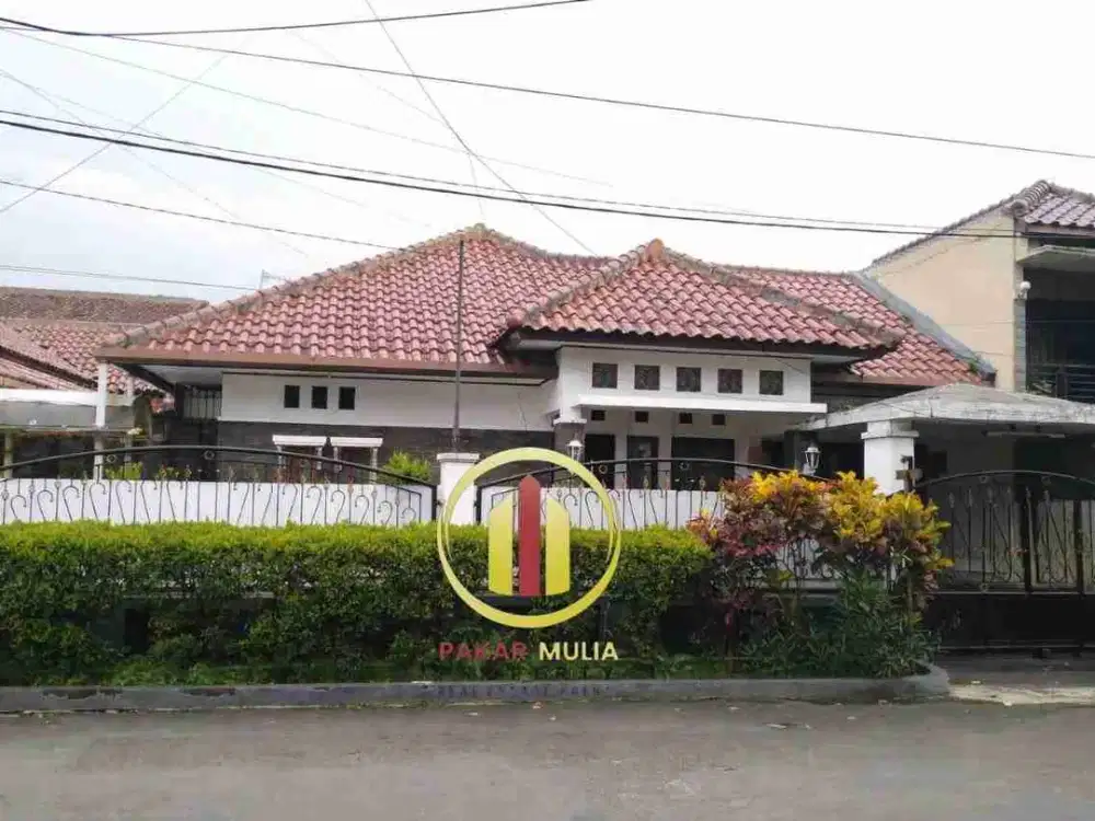 Dijual rumah siap huni dengan posisi premium di kawasan Margahayu Raya Metro