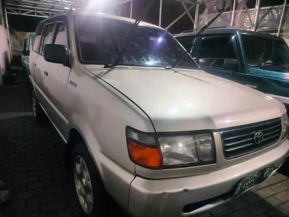 Toyota kijang kapsul lgx th99/98