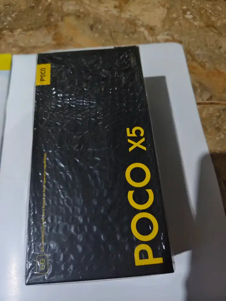 Dijual HP poco X5 5G Ram 8/256 lengkap dus charger ori 33watt nego...