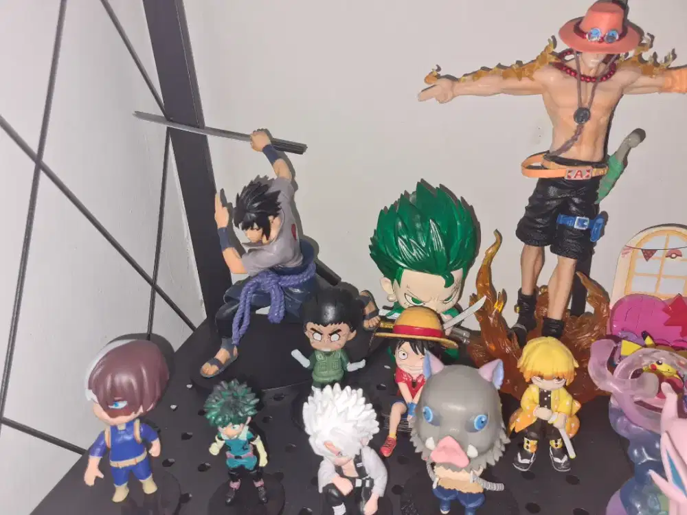 Take all action figure koleksi