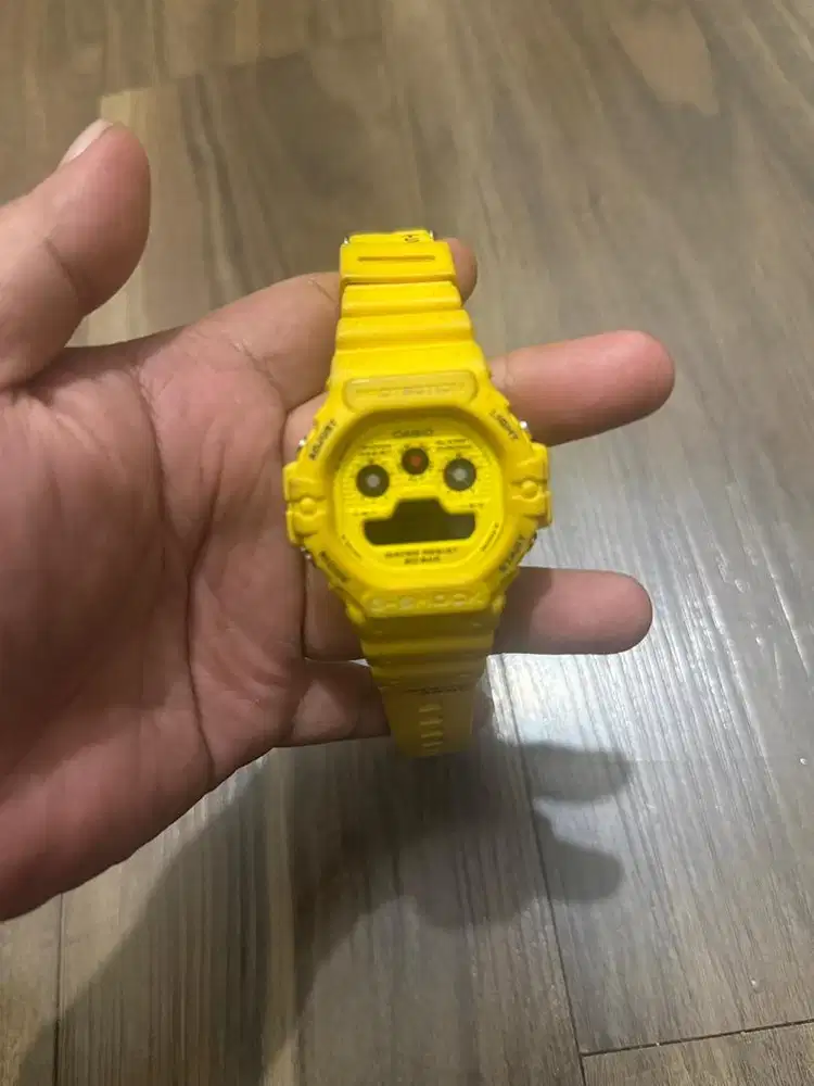 Di jual jam tangan g-shock DW-5900RS