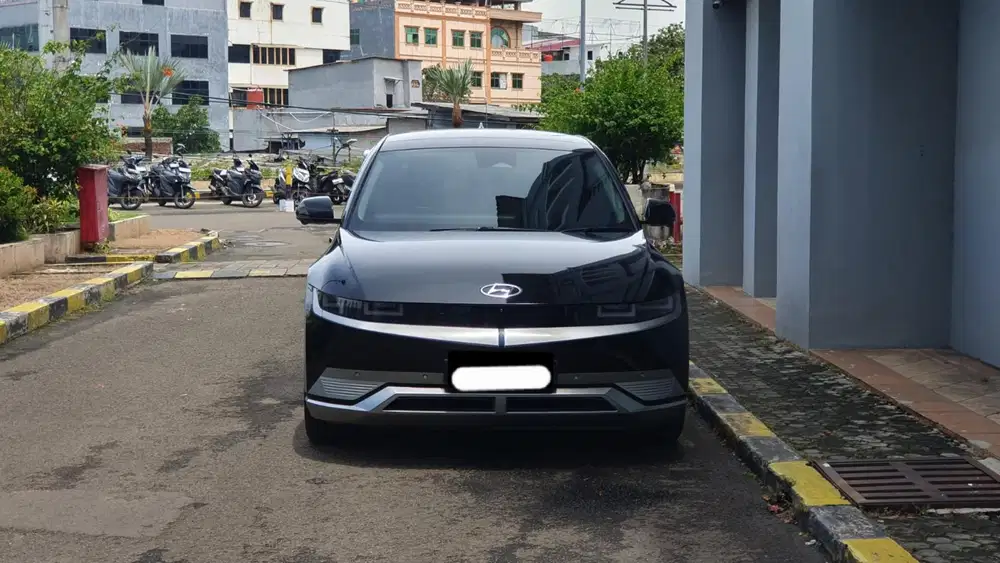 Km24rb hyundai ioniq 5 ev long range signature 2023 hitam