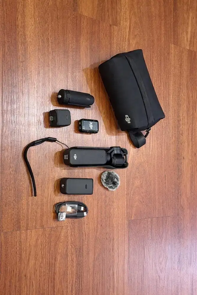 DJI Osmo Pocket 3 Creator Combo – Like New, Lengkap!7500