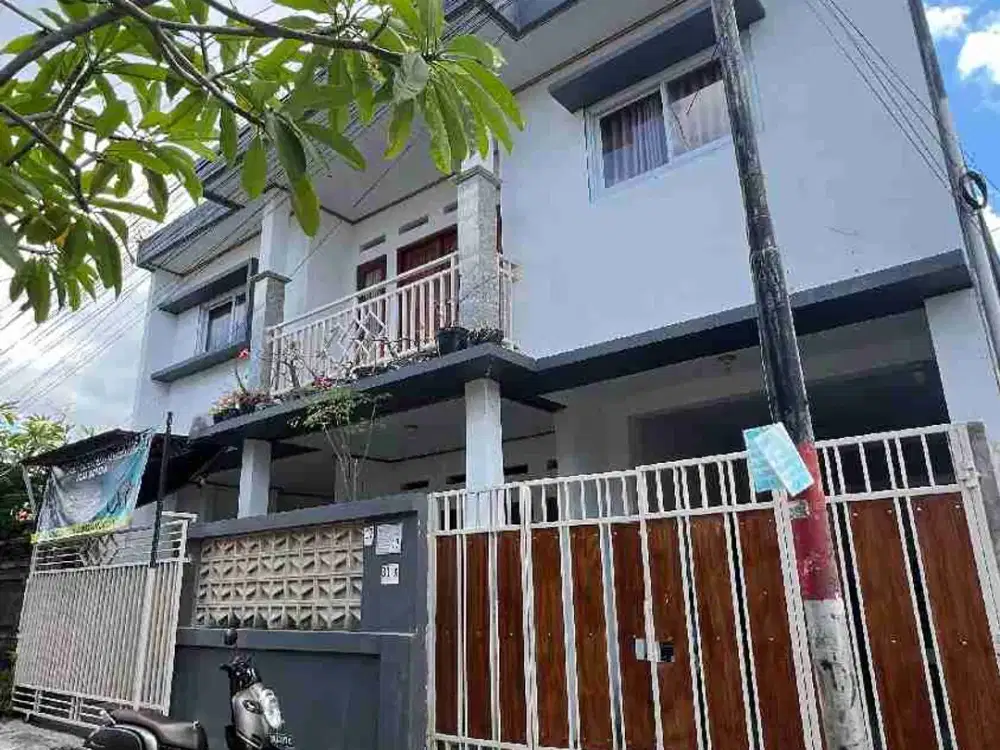 Rumah 2 Lantai Semi Furnish di Denpasar Barat