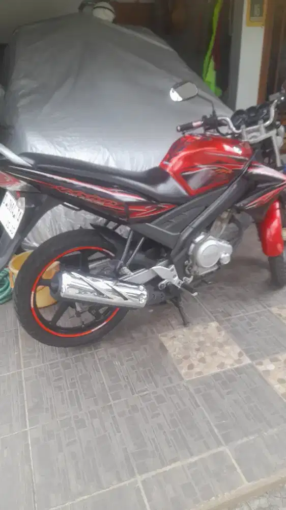 JUAL YAMAHA VIXION 2010 ORI MULUS