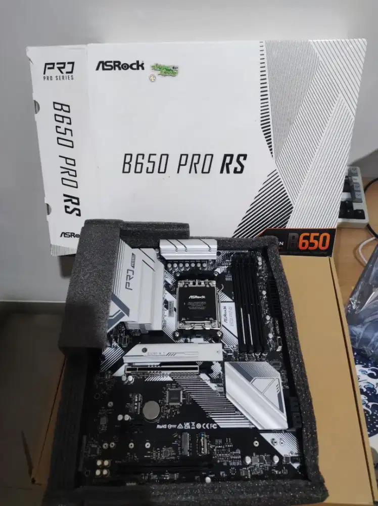 Motherboard AM5 DDR5 Asrock Pro RS full ATX