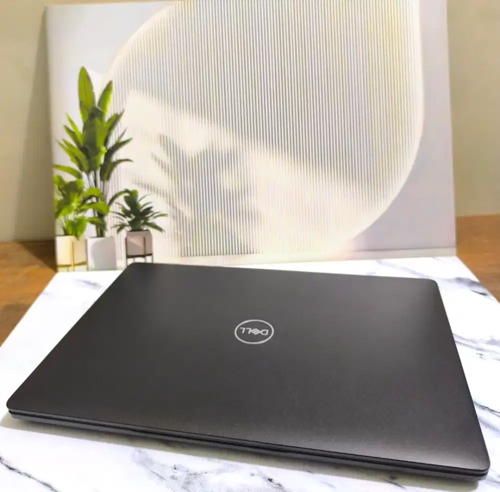 LAPTOP DELL LATITUDE 5300
CORE I5 82650U RAM 8 SSD 256
