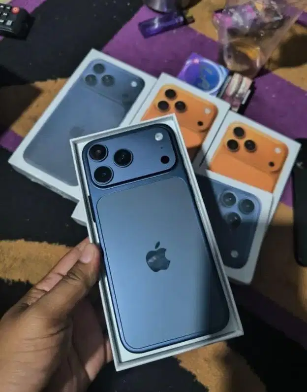 Iphone 17 Promax 1TB (R3PL1K4)