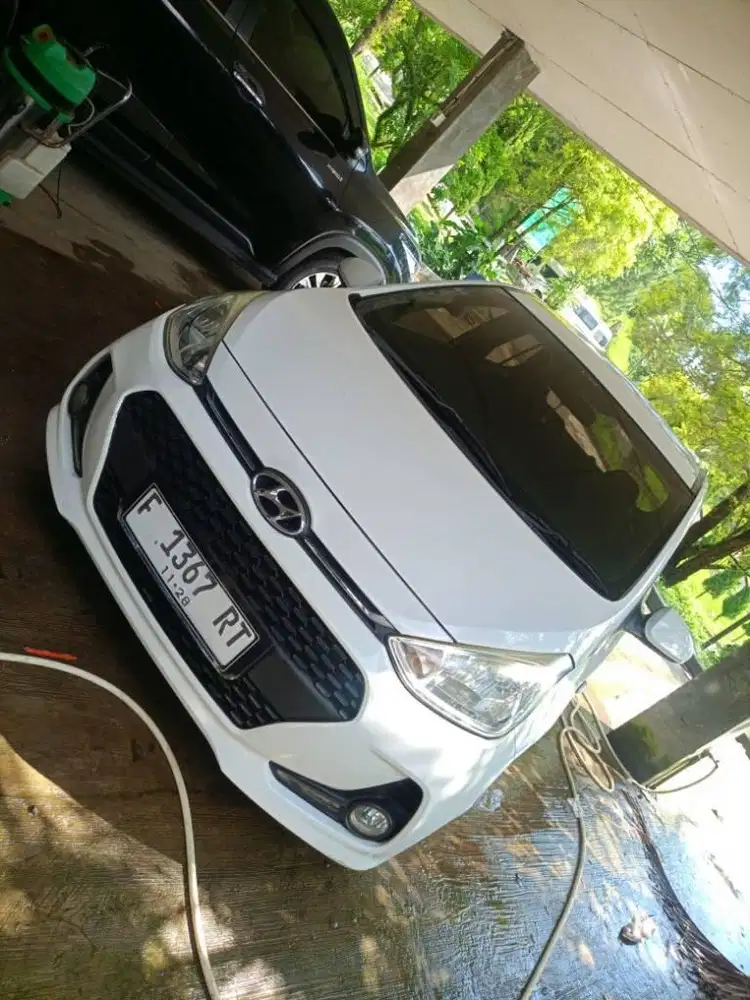 LowKm! Hyundai i10 1.2 GLX AT 2017 matic cvt putih bogor tukar picanto