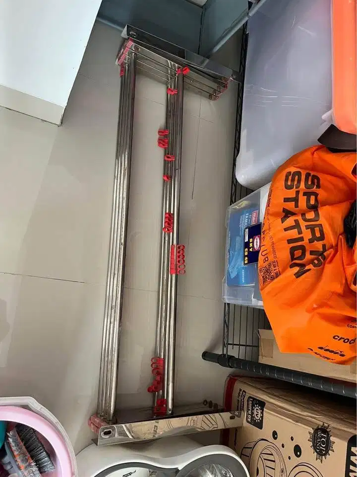 JEMURAN BAJU ANTI KARAT