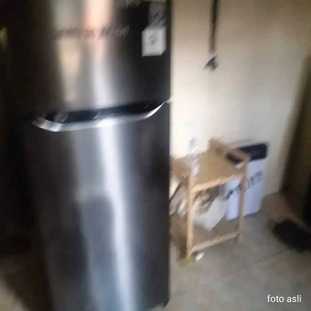 Kulkas LG tipe sudah ada di foto