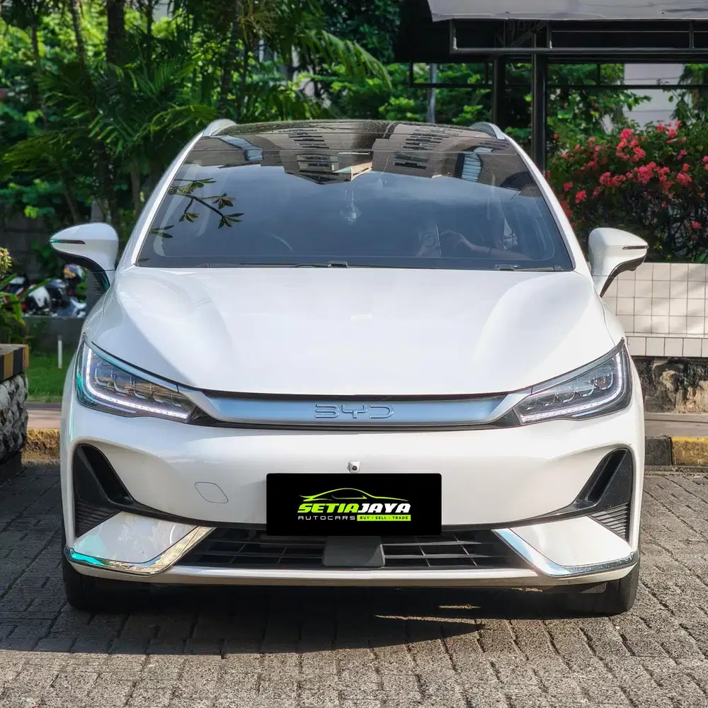 BYD M6 Superior 7 seat 2024