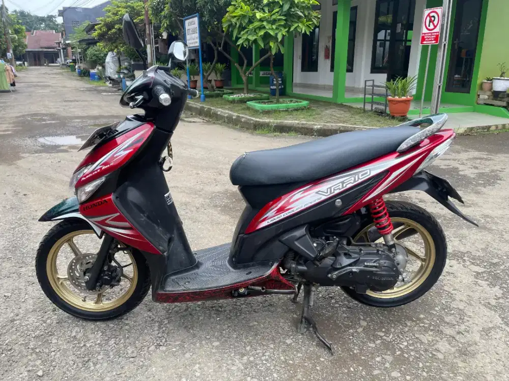 Vario 110 Tahun 2013 (Pajak Hidup)