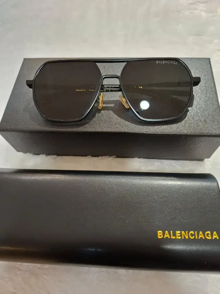 Luxury BALENCIAGA glasses sangat cakep dan mewah banget