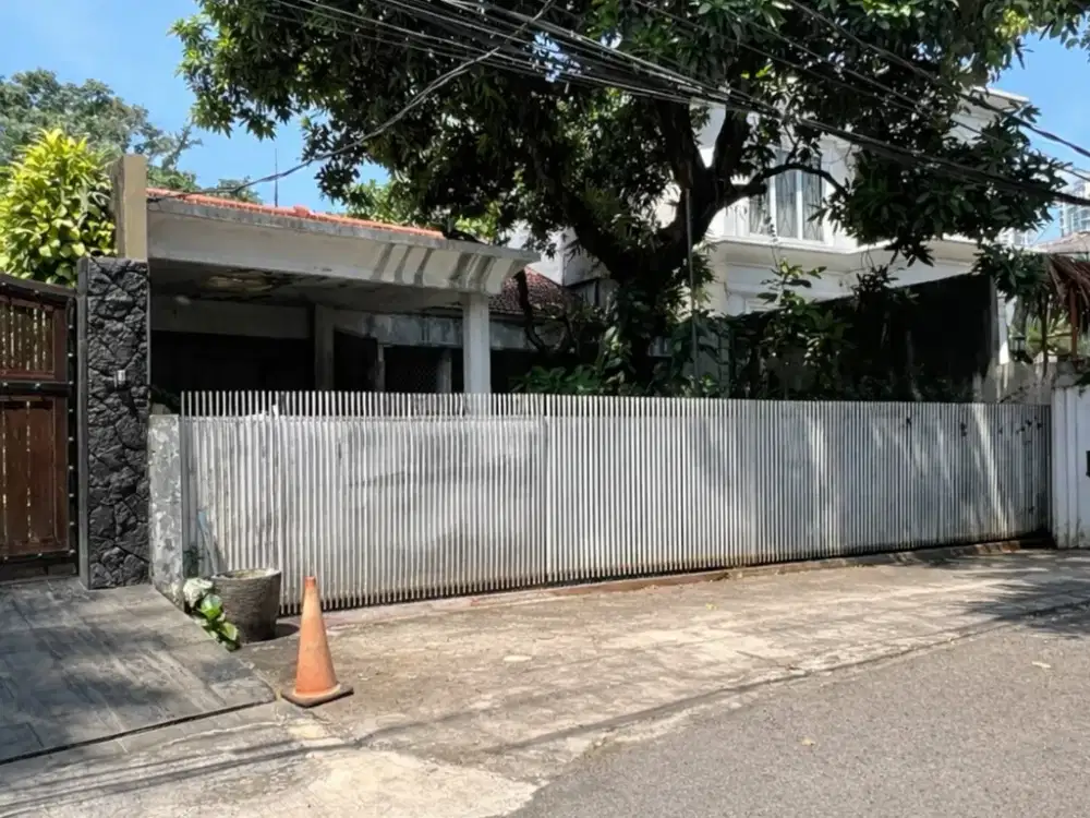 Jual Rumah Di Kebayoran Baru Jakarta Selatan Jalan Lebar Rindang