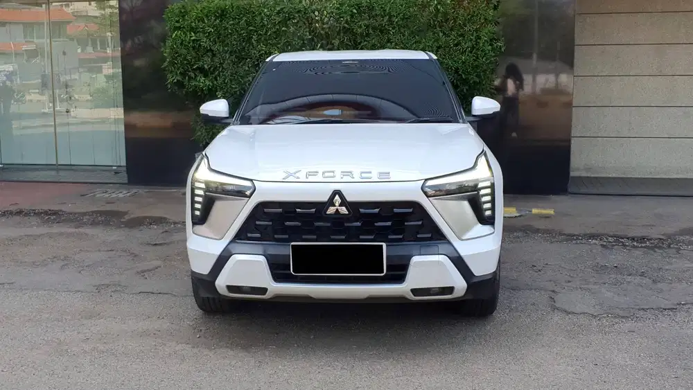 Mitsubishi XForce X Force Ultimate 1.5 AT Putih 2025 NIK 2024 Like New