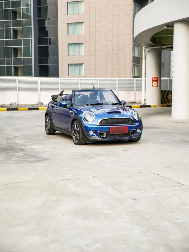 Minicooper A Cabriolet 1.6 (R56) 2012