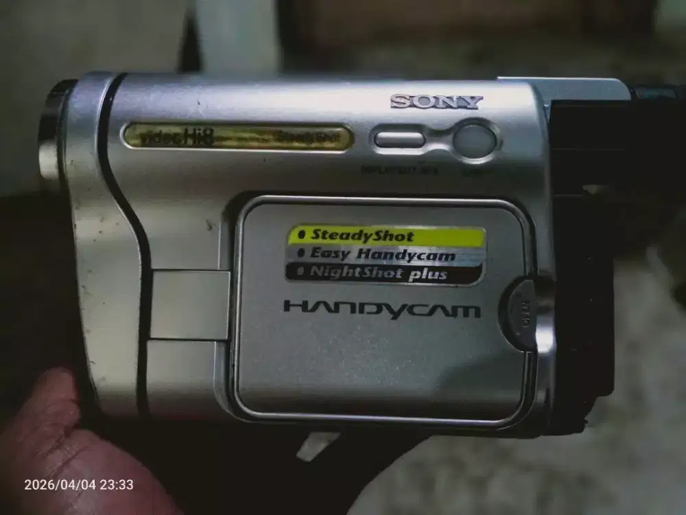 Punya handycam merk Sony minus g ada casannya boleh pengasih dr bos