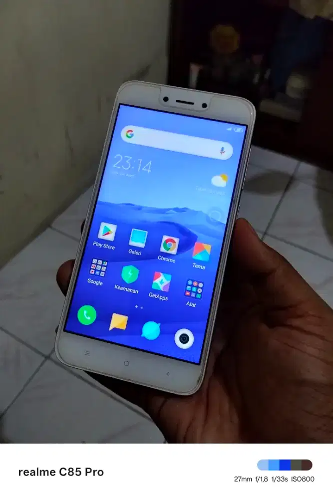 Redmi 5A 2/16 MULUS ( BACA DESKRIPSI!)