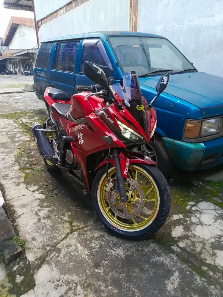 CBR 150R 2016 FACELIFT