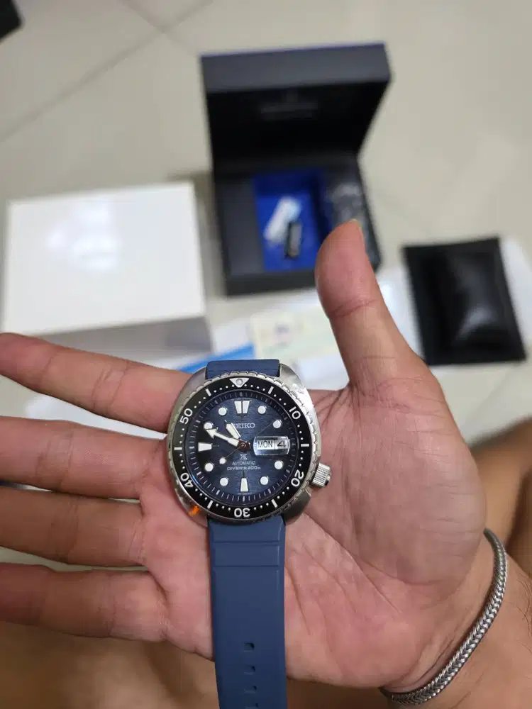 Seiko Prospex King Turtle SRPF77K1 Dark Manta Ray Save The Ocean