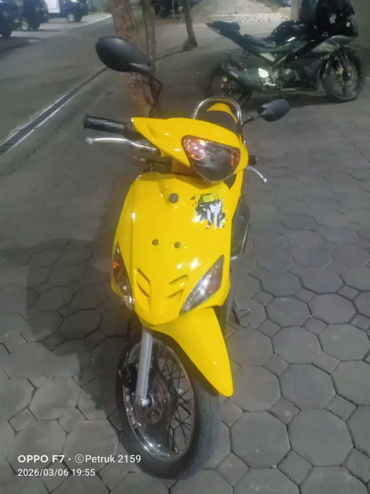 Jual Mio 2010 kuning pajak off