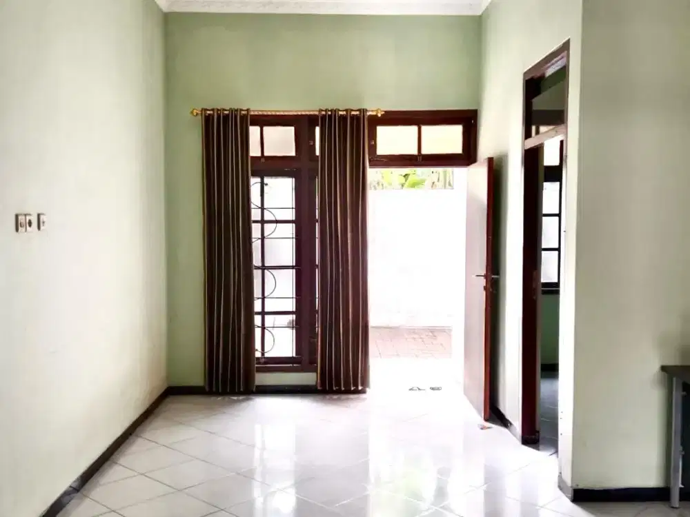 DIJUAL RUMAH DI PRUM JENGGOLO DEKAT MINU PUCANG SIDOARJO