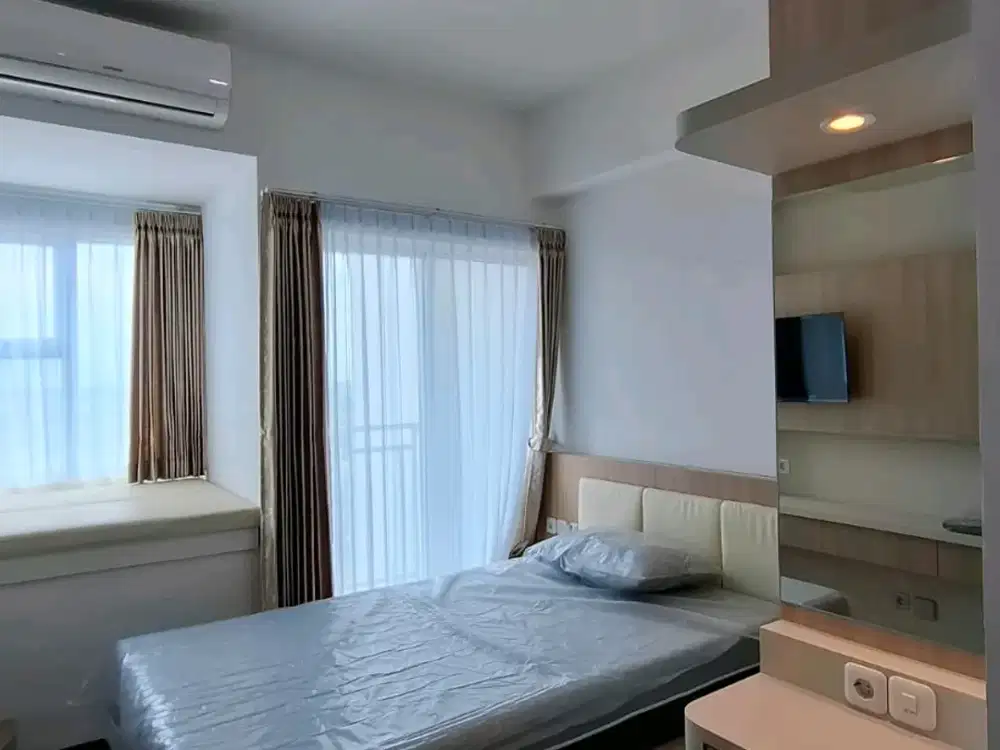 Westown View Tower Lachiva Lantai 10