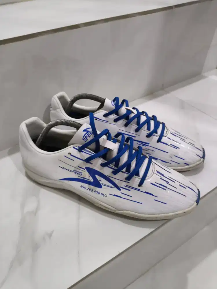 Lightspeed Reborn Dazzing Blue size 43