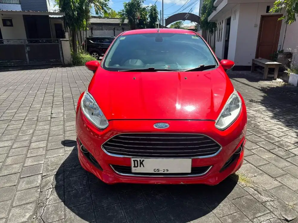 DIJUAL FORD FIESTA ECOBOOST 1000CC TURBO 2014