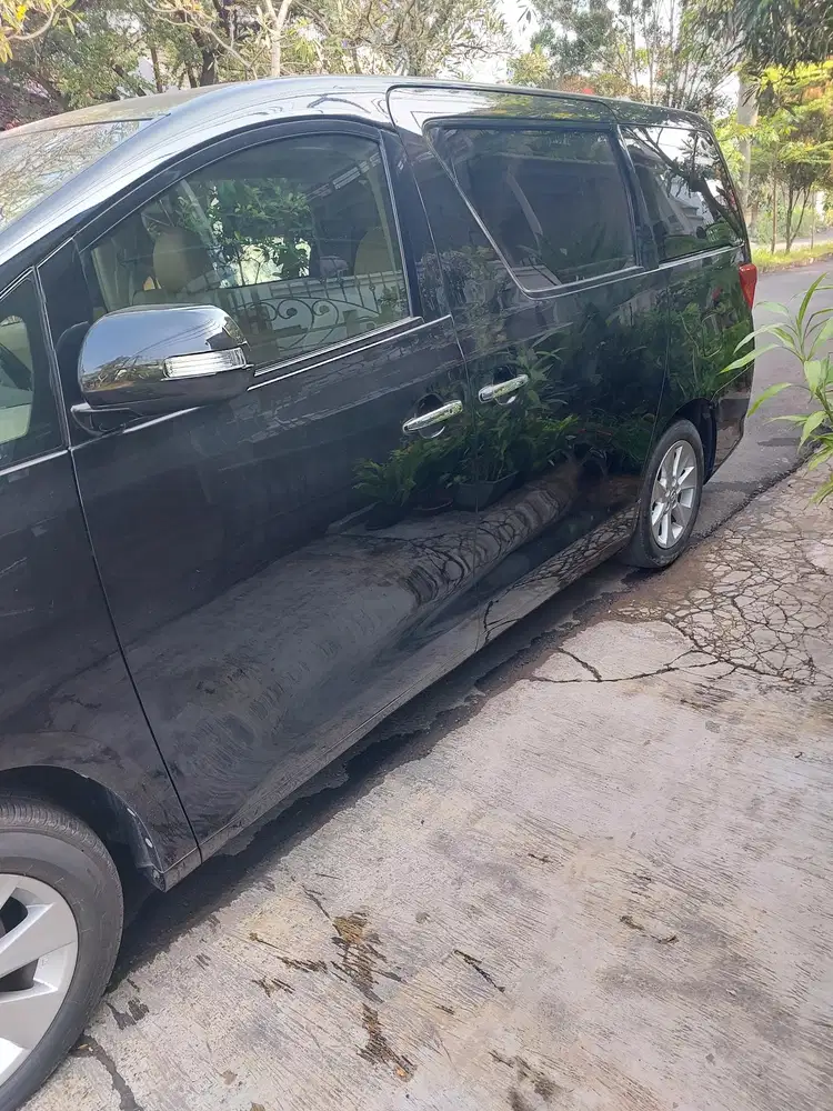 Toyota Alphard 2011 Bensin