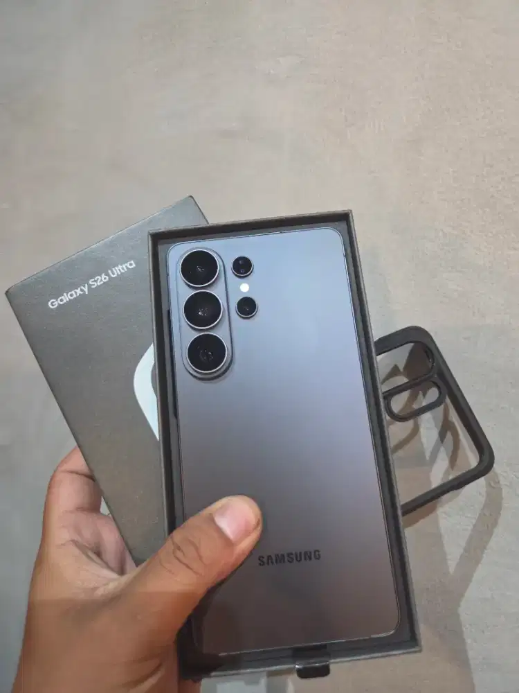 Samsung s26 Ultra 12/512gb sein Black