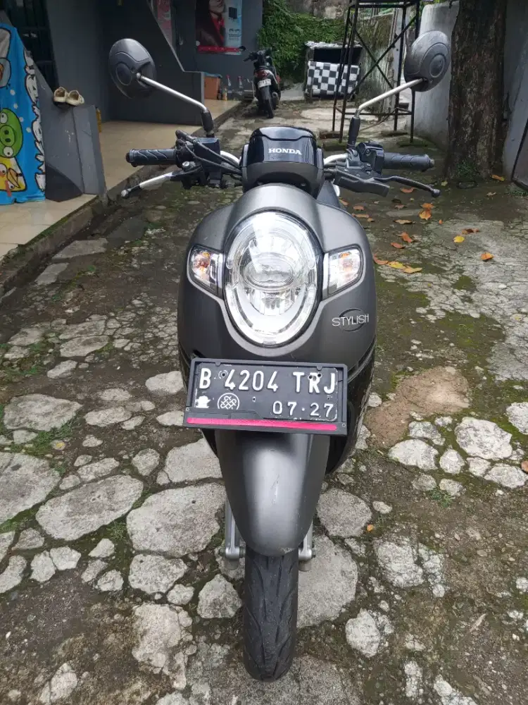 Di jual scoopy 2017