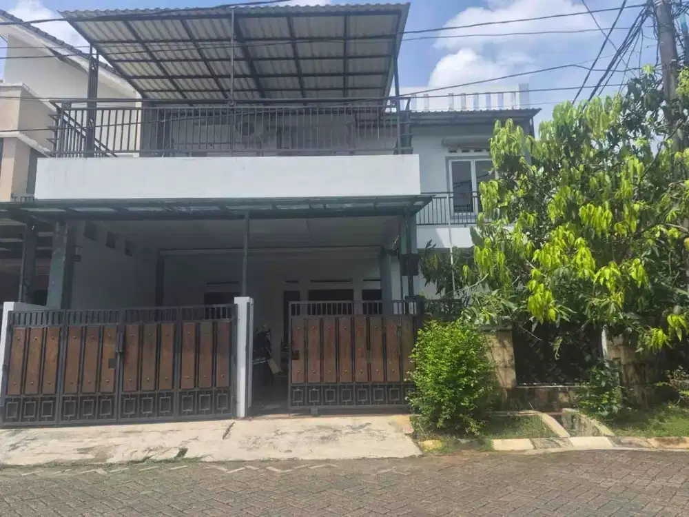 Rumah Luas Tanah Luas dalam Cluster hanya 1Man negooo Murah Bu