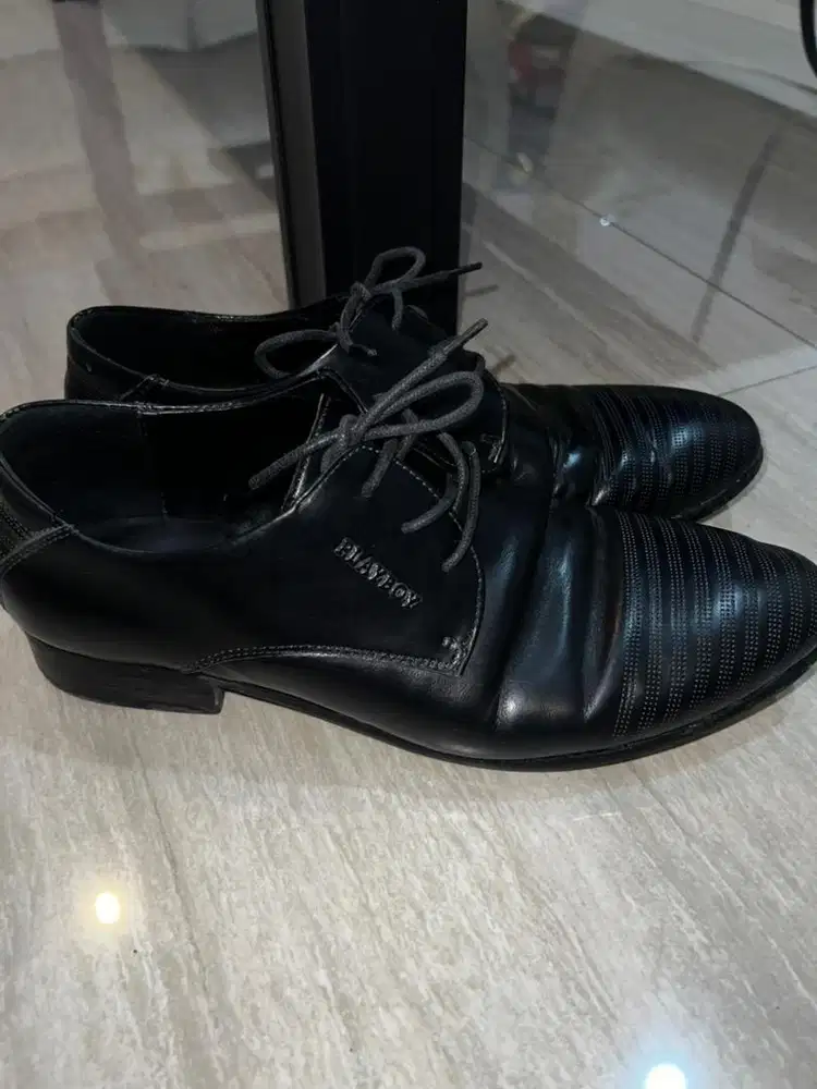 Sepatu Pria Formal Merek Playboy UK 42