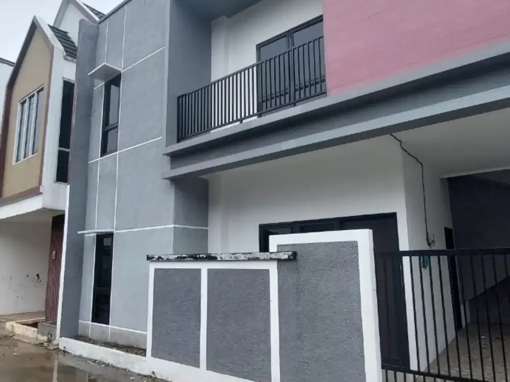 Rumah Mewah Samping Terminal Kampung Rambutan Jakarta Timur