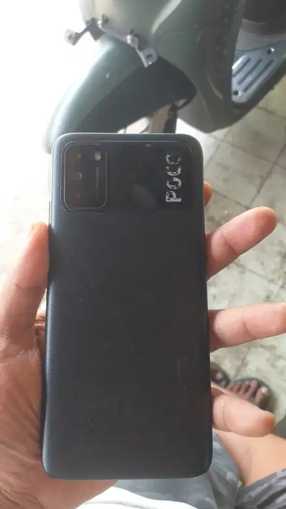 Pocom3 rom4+1.0/64 kondisi masih layak pake