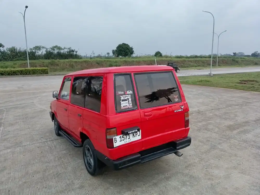 Toyota Kijang 1986 Bensin