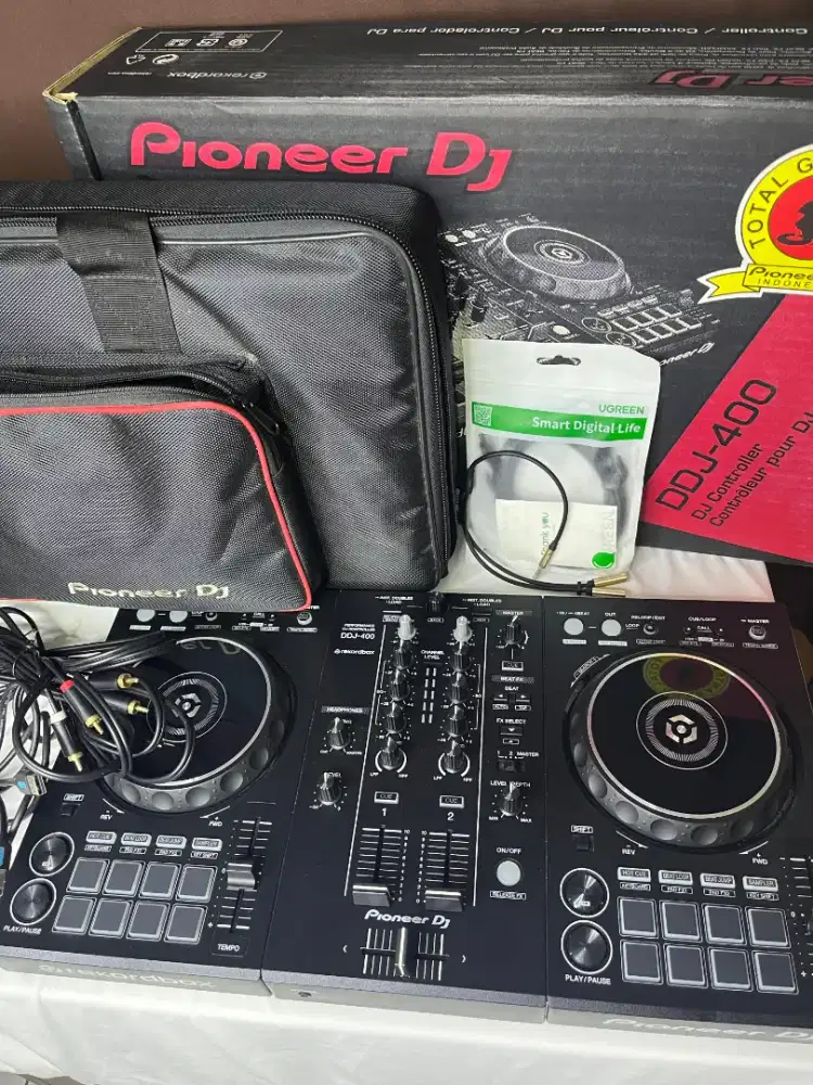 Pioneer DDJ-400 Fullset – Mint Condition (Like New)