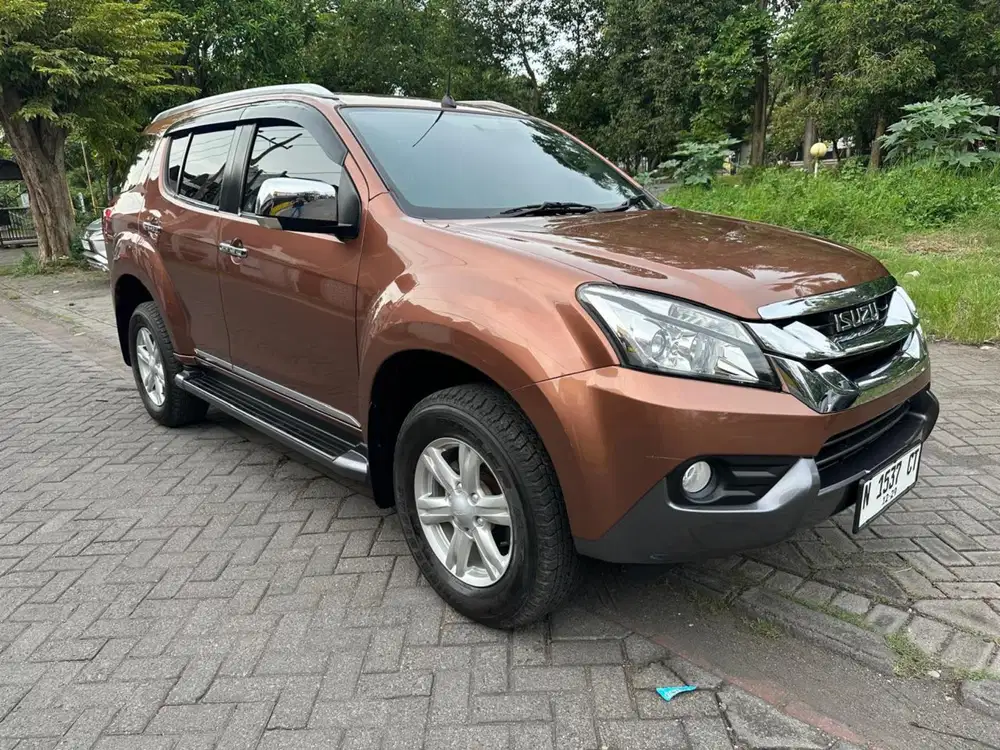 Isuzu MU-X 2014 Disel Matic Full Ori Low Km 12rb Antik Istimewa