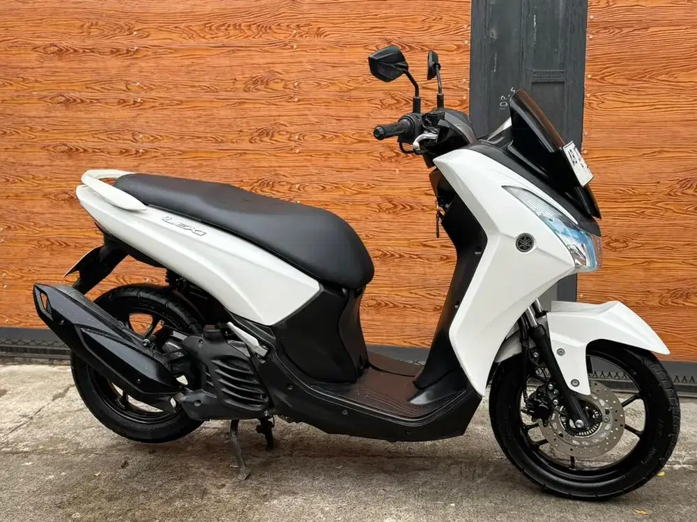 Yamaha lexi 2018 ab km rendah