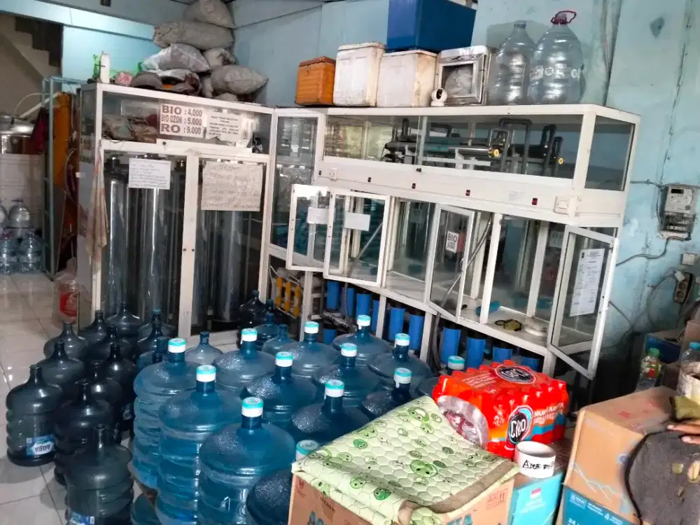 Kurir galon serabutan