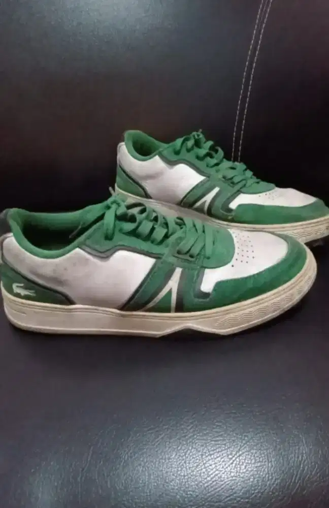 Sepatu lacostee,ukuran 42, harga awal 2,5 dijual 700
