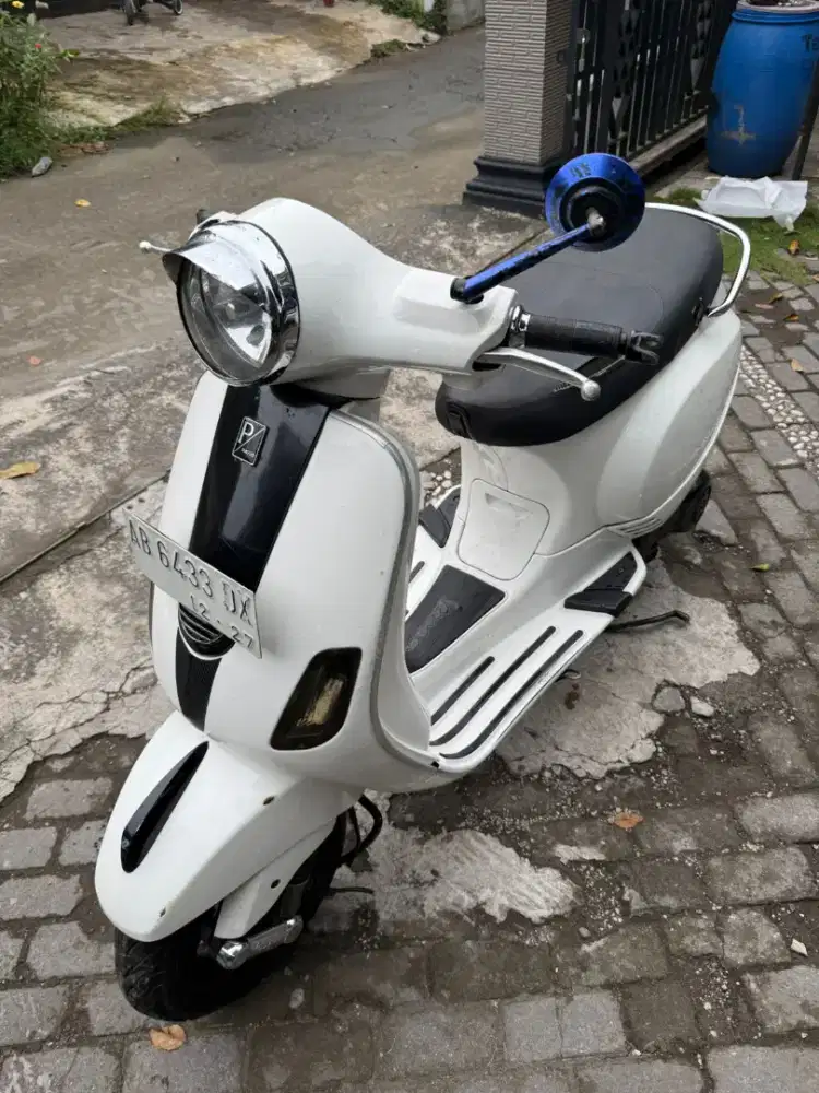 Vespa LX 150 injeksi THN 2013 plat AB sleman