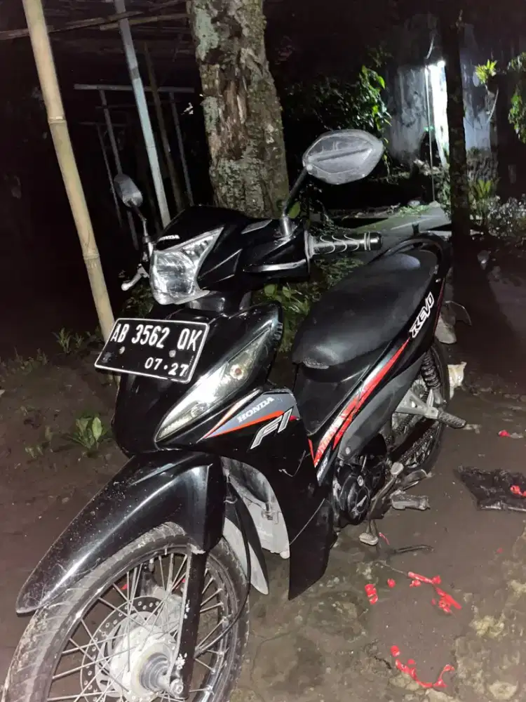 Honda Revo THN 2017 plat AB Bantul