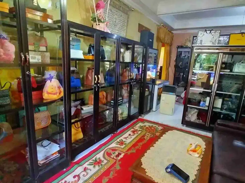 RUMAH DI JL PLAMONGAN PENI PEDURUNGAN PLAMONGANSARI  SEMARANG