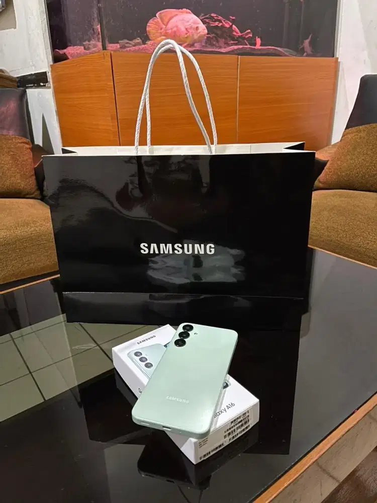 samsung A16 8/256gb 5G baru 2 bulan pemakaian