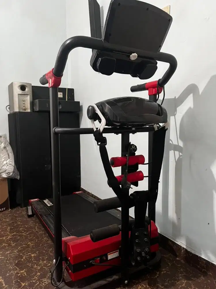 DIJUAL TREADMILL ELEKTRIK LIKE A NEW
