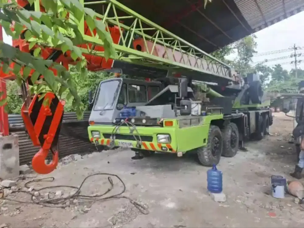 Mobile crane tadano TG500 capasitas 50 ton